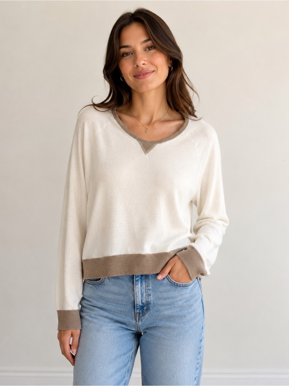 GILLI Cream & Taupe Colorblock Soft Knit Pullover Top Size Large